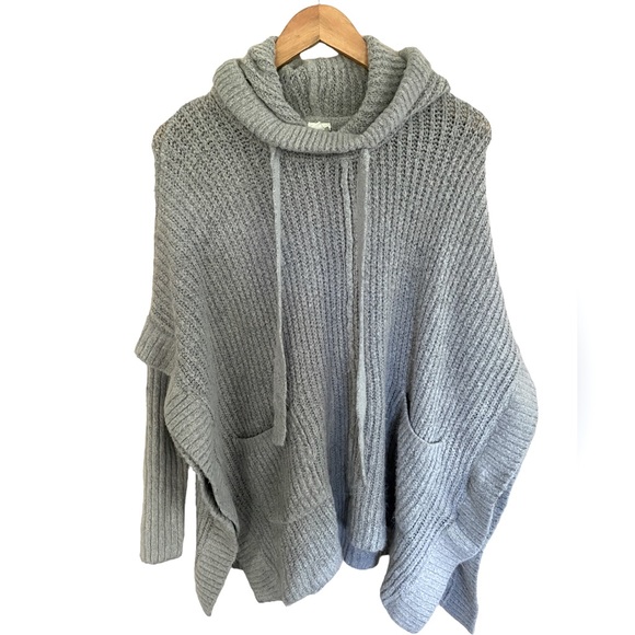 Evereve Sweaters Roan Ryan Hooded Grey Knit Sweater Oversized Cozy